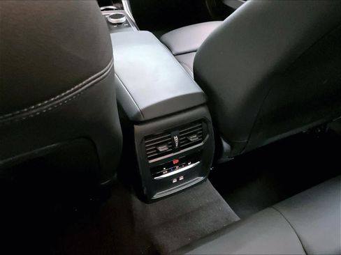 Used 2025 BMW M340i Sedan image 35