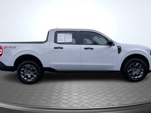 Used 2025 Ford Maverick XLT w/ XLT Luxury Package AWD/4WD image 4