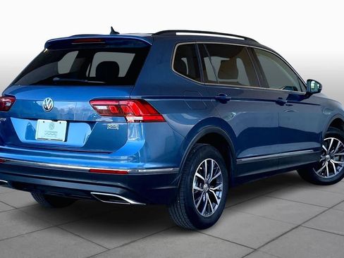 Used 2020 Volkswagen Tiguan SE image 12