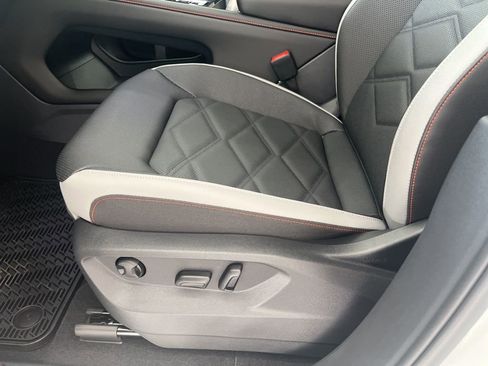 New 2026 Volkswagen Atlas Peak Edition AWD/4WD image 16