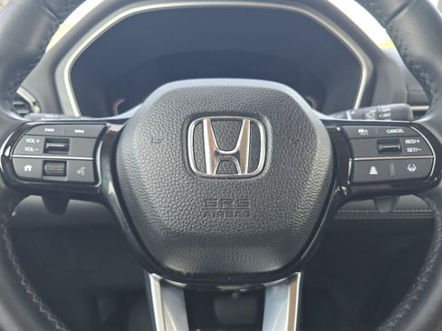 Certified 2024 Honda Pilot Touring image 28