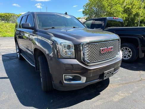 Used 2017 GMC Yukon Denali w/ Open Road Package AWD/4WD image 1