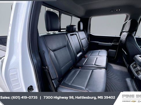 Used 2023 Ford F250 Lariat w/ Lariat Ultimate Package AWD/4WD image 21