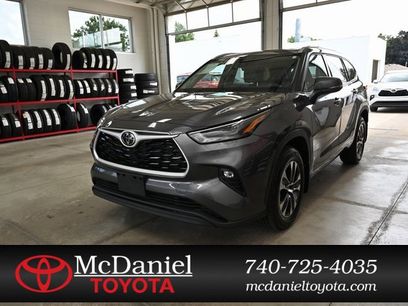Used 2022 Toyota Highlander XLE