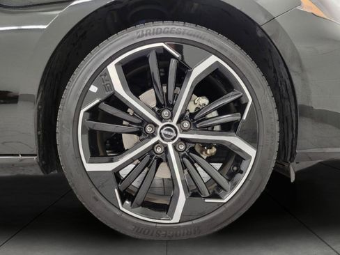 Used 2025 Nissan Altima 2.5 SR image 4