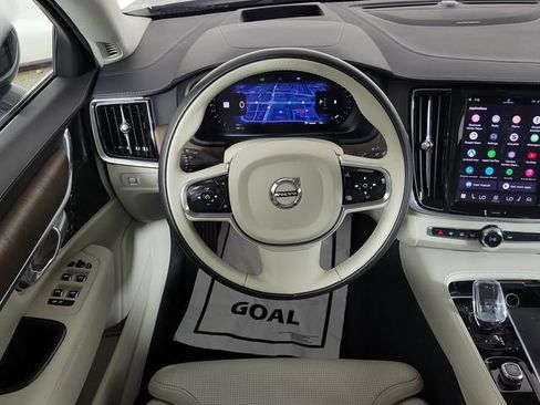 Used 2022 Volvo S90 B6 Inscription w/ Advanced Package AWD/4WD image 11