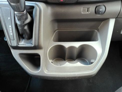 Used 2023 Ford Transit 350 XLT image 34