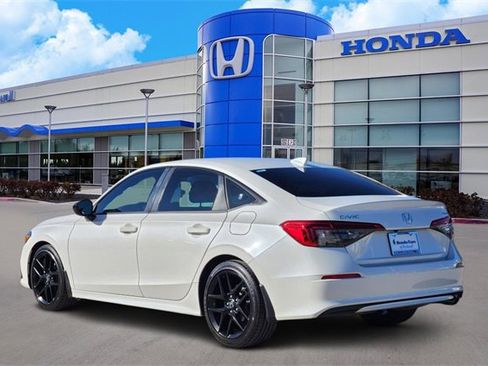 Certified 2022 Honda Civic Sport image 4