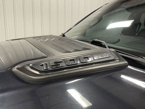 Used 2019 RAM 1500 Laramie image 13