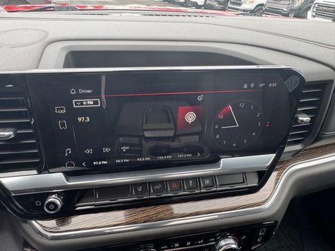 Used 2024 GMC Sierra 2500 SLE w/ SLE Convenience Package image 22