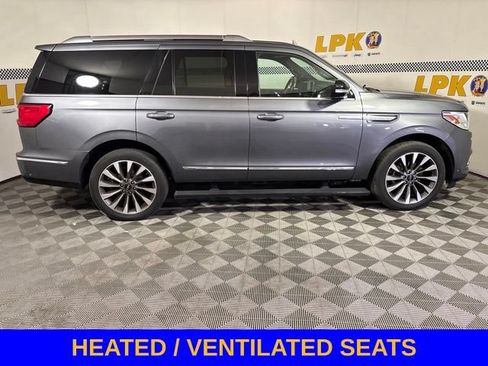 Used 2021 Lincoln Navigator Reserve AWD/4WD image 2