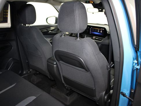 Used 2025 Chevrolet TrailBlazer LS w/ LS Convenience Package FWD image 28