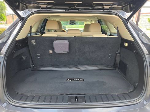 Used 2022 Lexus RX 350L FWD w/ Premium Package image 25