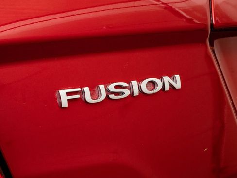 Used 2010 Ford Fusion SE FWD image 17