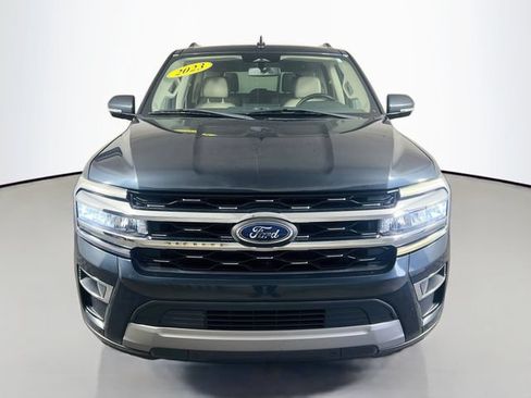 Used 2023 Ford Expedition Limited RWD image 3