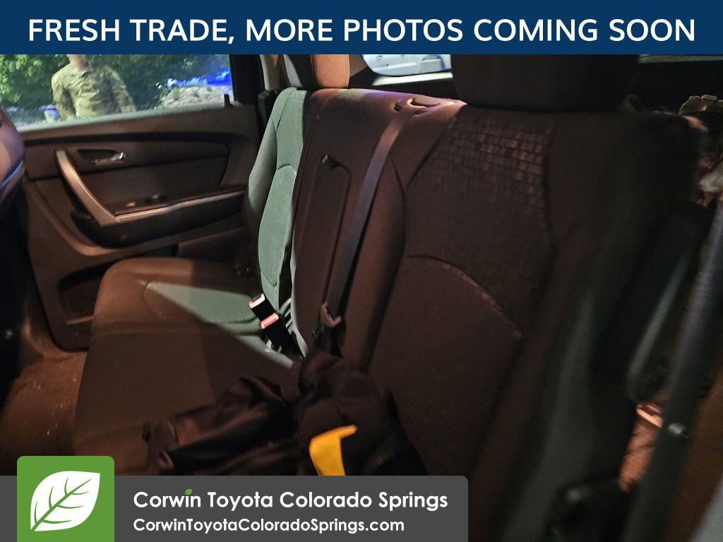 Used 2012 GMC Acadia SL FWD image 10