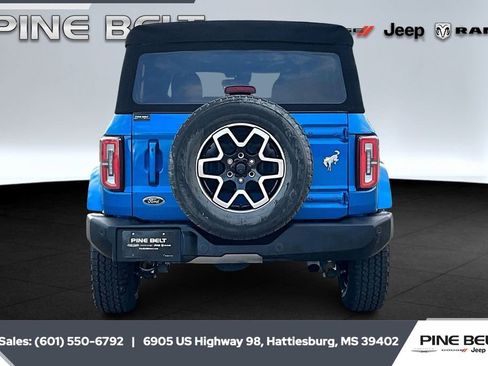 Used 2022 Ford Bronco Outer Banks image 4