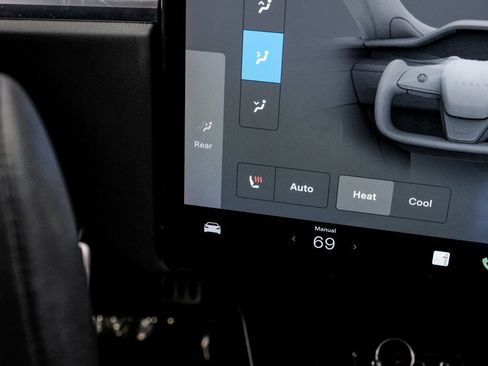 Used 2023 Tesla Model S Base image 30