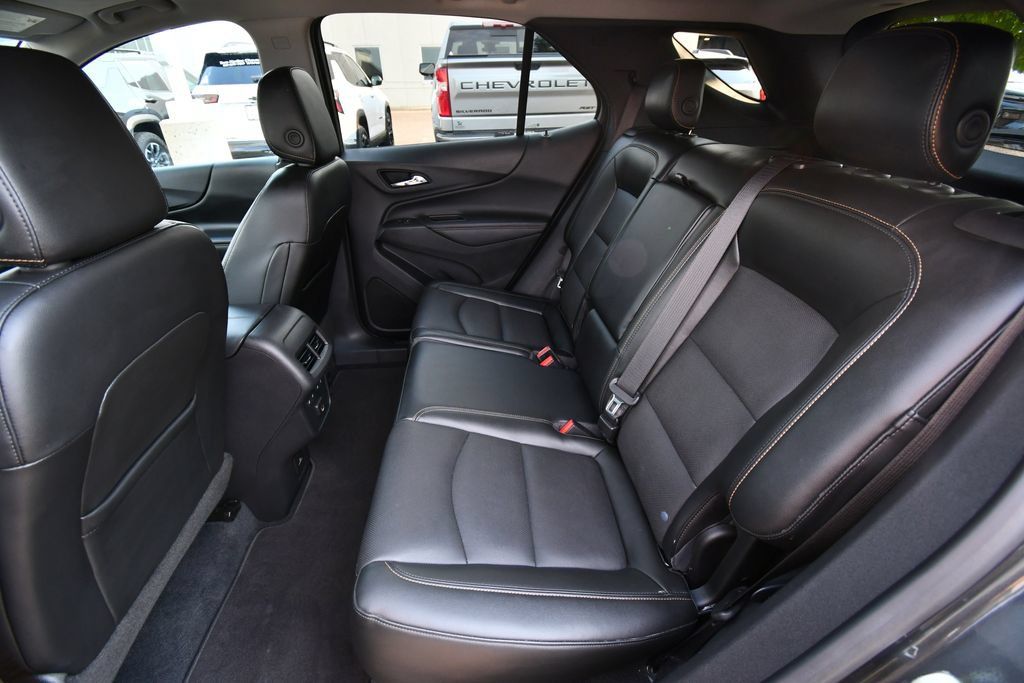 Used 2020 Chevrolet Equinox Premier AWD/4WD image 17