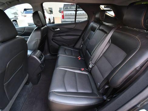 Used 2020 Chevrolet Equinox Premier AWD/4WD image 17