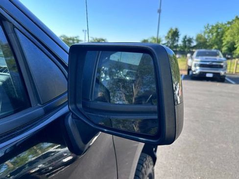 Used 2019 Chevrolet Silverado 1500 LT Trail Boss AWD/4WD image 14
