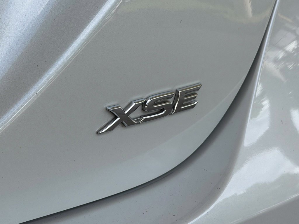 Used 2022 Toyota Camry XSE w/ Navigation Package FWD image 19