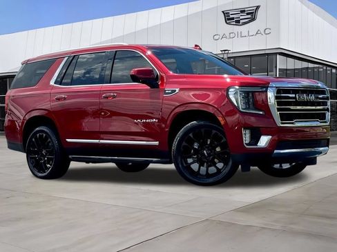 Used 2023 GMC Yukon SLT RWD image 2