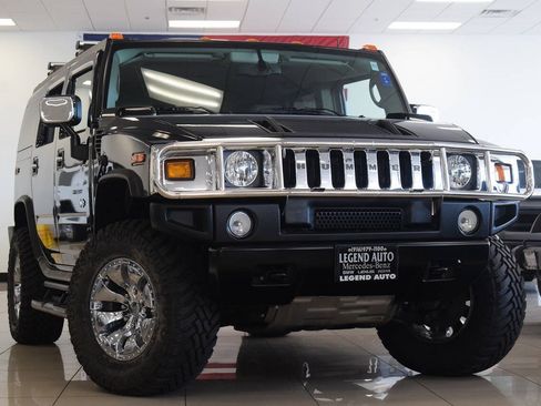 Used 2003 HUMMER H2 w/ Preferred Equipment Group AWD/4WD image 1