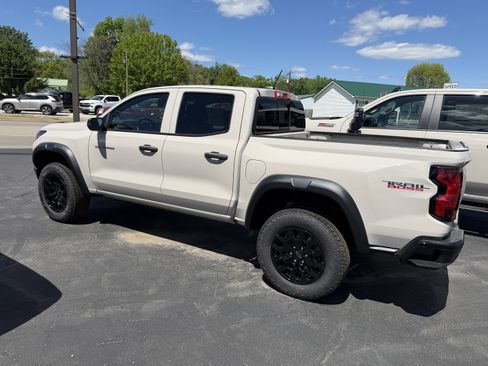 New 2026 Chevrolet Colorado Trail Boss AWD/4WD image 5