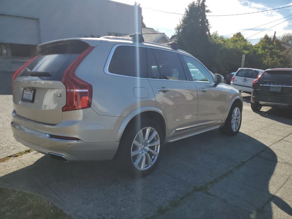 Used 2016 Volvo XC90 T6 Inscription AWD/4WD image 4