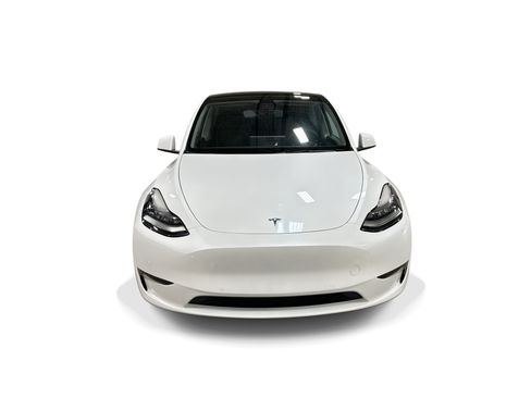 Certified 2022 Tesla Model Y Long Range AWD/4WD image 2