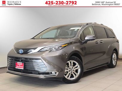 Certified 2024 Toyota Sienna Platinum