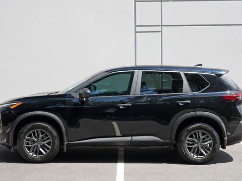 Used 2023 Nissan Rogue S FWD image 41
