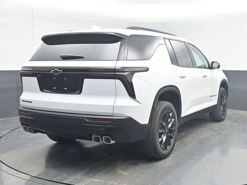 New 2026 Chevrolet Traverse LT w/ Midnight/Sport Edition FWD image 14