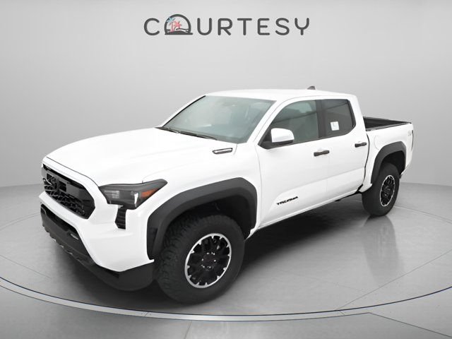 Certified 2025 Toyota Tacoma TRD Off-Road AWD/4WD image 3