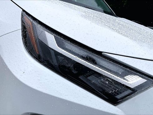 Used 2023 Toyota RAV4 LE AWD/4WD image 27