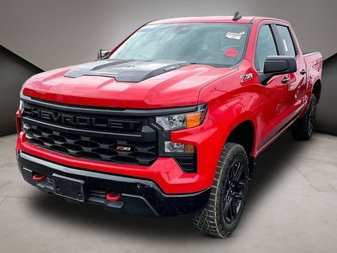 Used 2024 Chevrolet Silverado 1500 Custom Trail Boss AWD/4WD image 1