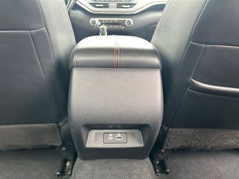 Used 2023 Nissan Altima 2.5 SR FWD image 26