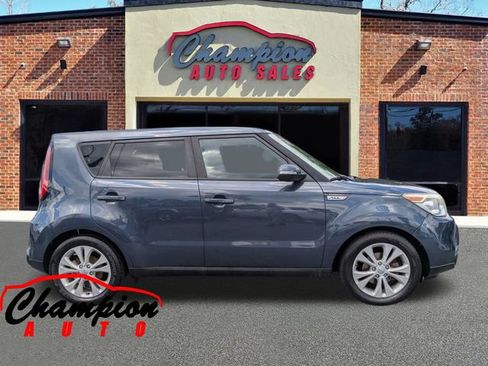 Used 2016 Kia Soul ! w/ Premium Package FWD image 3