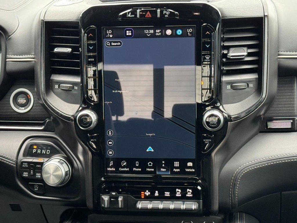 Used 2023 RAM 1500 Limited AWD/4WD image 16
