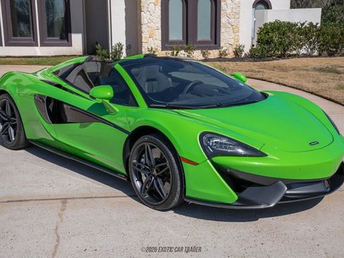 Used 2018 McLaren 570S Spider image 12