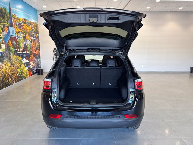 New 2026 Jeep Compass Limited AWD/4WD image 45