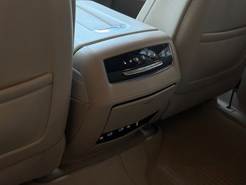 Used 2022 Cadillac Escalade Sport Platinum w/ LPO, ONYX Package image 53