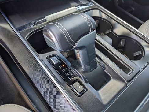 Used 2025 Ford F150 Lightning Platinum image 27