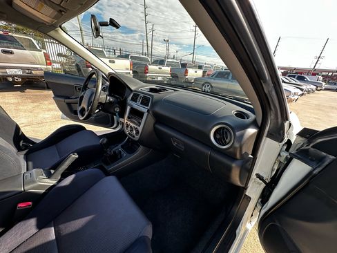 Used 2002 Subaru Impreza RS image 31