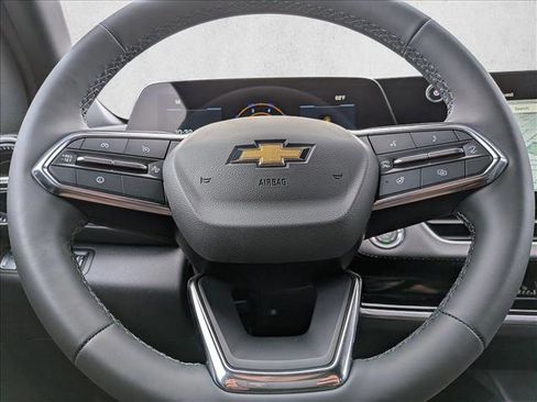 New 2026 Chevrolet Equinox LT image 14