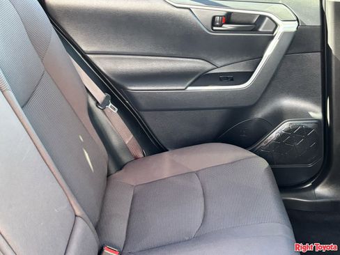 Certified 2025 Toyota RAV4 LE AWD/4WD image 14