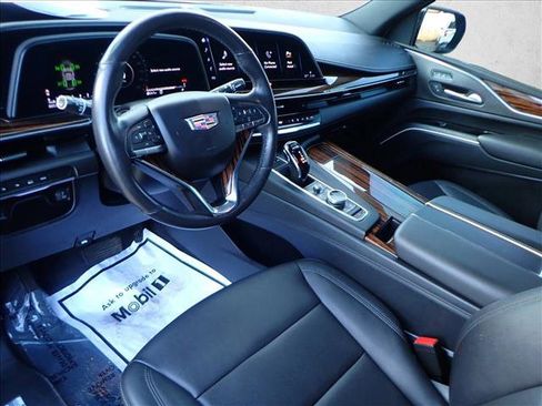 Used 2022 Cadillac Escalade ESV Luxury image 11