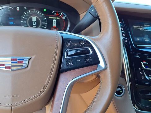 Used 2017 Cadillac Escalade Platinum AWD/4WD image 12