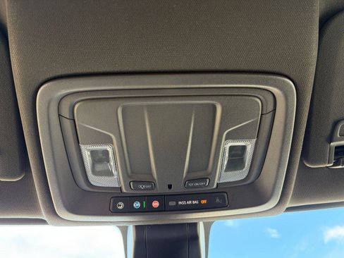 Used 2022 Chevrolet Silverado 3500 LTZ AWD/4WD image 16